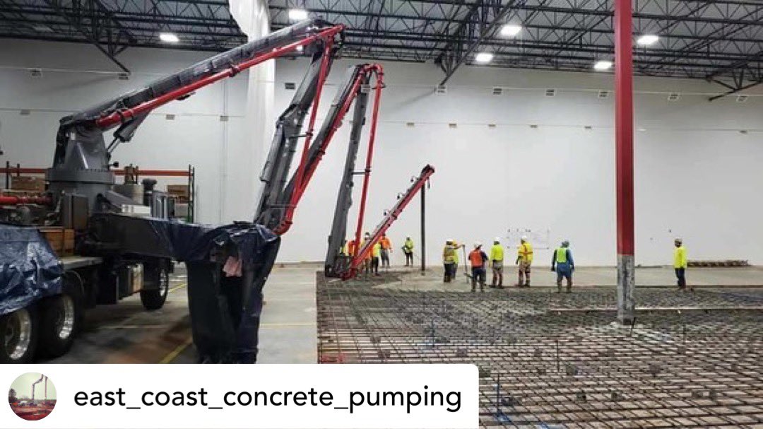 ACPApumpers's tweet photo. Teamwork Tuesday, thanks to East Coast Concrete Pumping! 💪💥 #acpacertified #concretepumping #boompump #concrete #construction #essentialworkers #cdl #heavyequipment #pumpoperator #safeoperator #constructionjobs #womeninconstruction #seniors #jobsearch #trucks #pumplife https://t.co/Yy4tuPR3eN