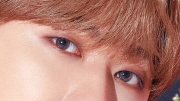 he's just so soft i love when they put shimmery eyeshadows on him they make his eyes sparkle
