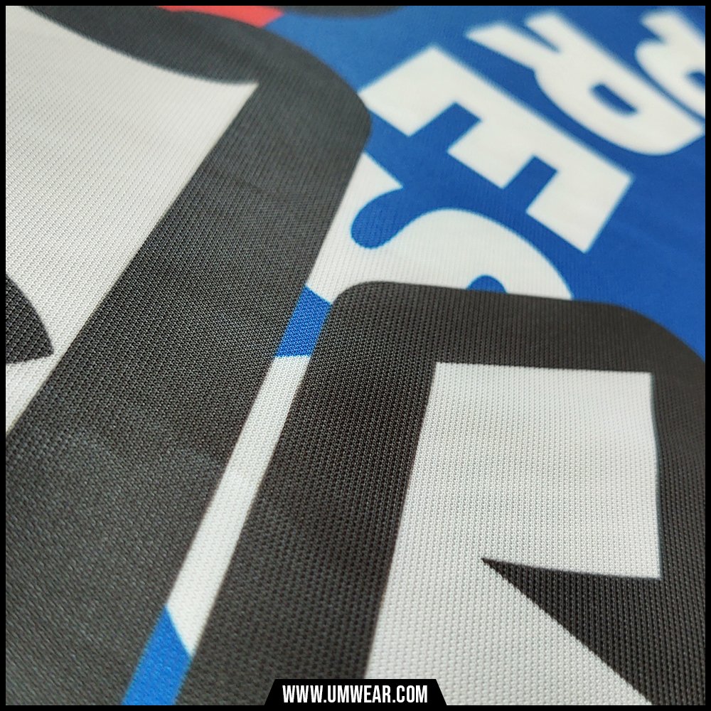 Flag for Presov volleyball fans (including graphic design). 🏐🇸🇰️

⬇️ More info:
umwear.com
.
.
.
.
.
.
.
.
#ultras #fans #volleyball #slovakia  #presov #club #production #flags #flag #graphicdesign #graphic #quality #accessories #clothes #fashion #supporters