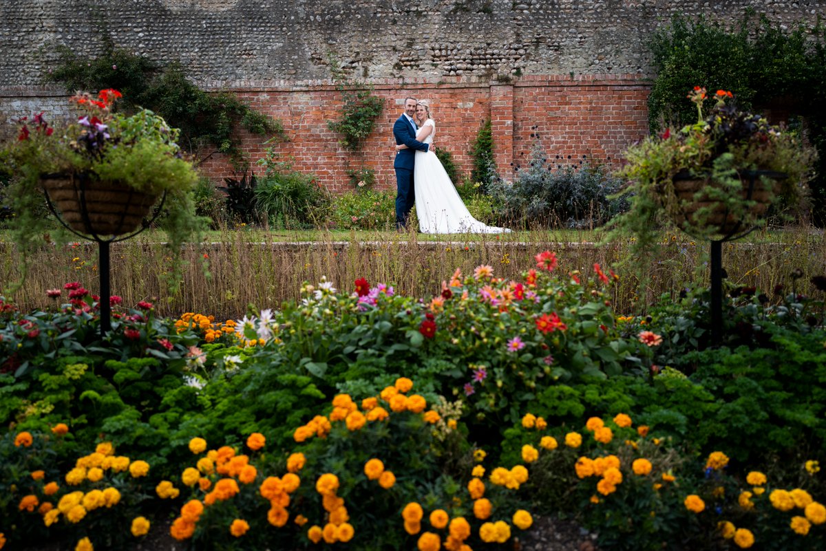 eastdevon's tweet photo. Need a #wedding venue for your dream day in 2021? Overlooking the beach, set high on the cliffside, the stunning #ConnaughtGardens in #Sidmouth make the most beautiful setting for your magical day.  #eventseastdevon 
Book now at events@eastdevon.gov.uk #engaged #weddingvenue https://t.co/AGQGvrE4Ue