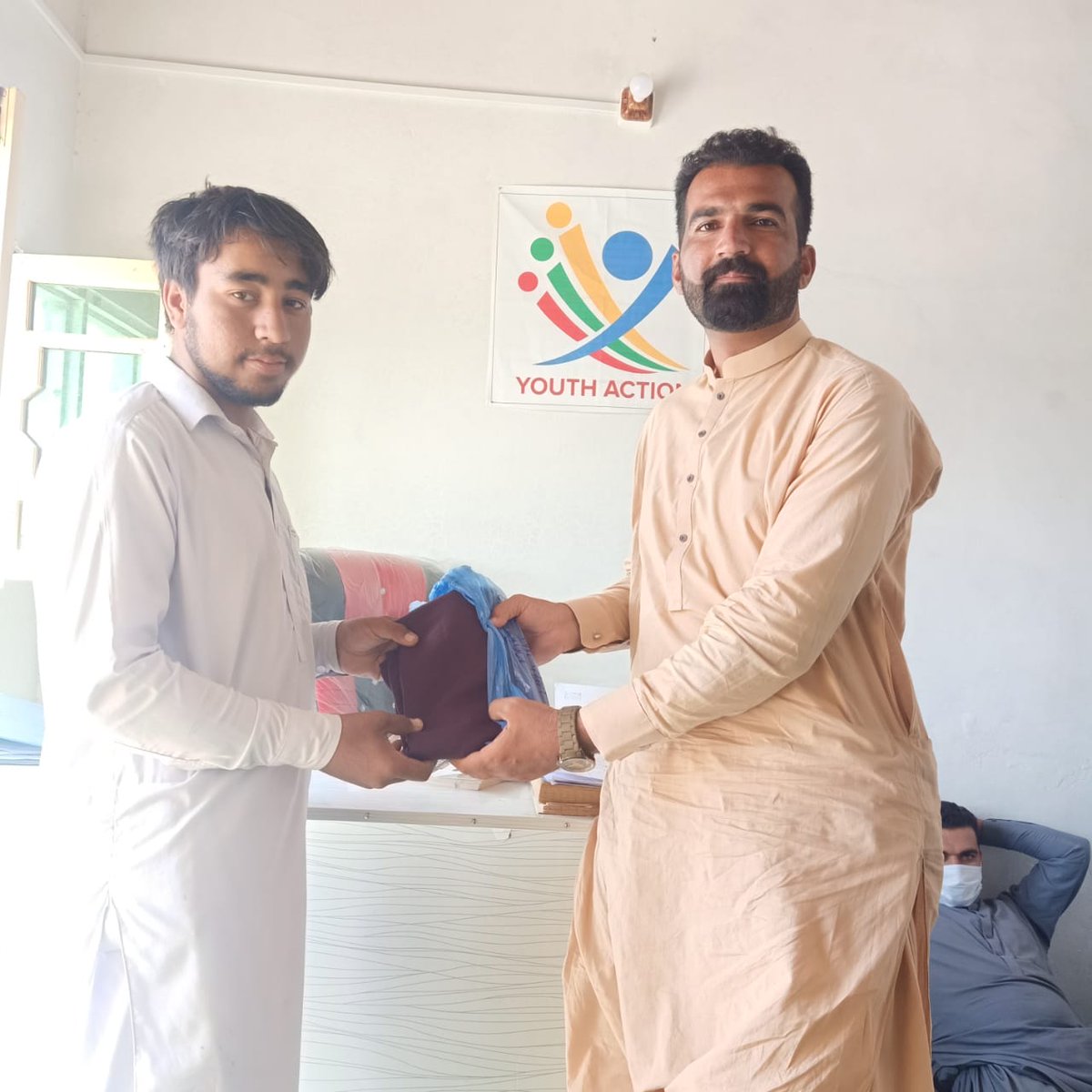 YouthActionPak's tweet photo. Youth Action provided school uniform to 16 orphan's in 6 different schools, along with free admission in schools.
#youthaction #sdgs4pakistan #supportingorphans #QualityEducation @SDGs4Pakistan @SocietyEducate @usembislamabad @USCGPeshawar @SDG2030 @greenboxpk @UNICEF_Pakistan https://t.co/xhP8AbQ8Za