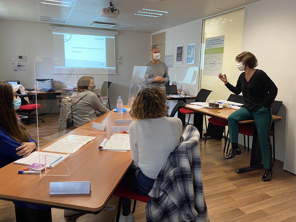 #AvecPôleEmploi #1jeune1solution, les jeunes #AIJ #atoutsjeunes échangent avec #Intelcia sur les #softskills 💯% de satisfaction
🔴 2 immersions planifiées avec @RiestMarie et @poleemploi_RCVL