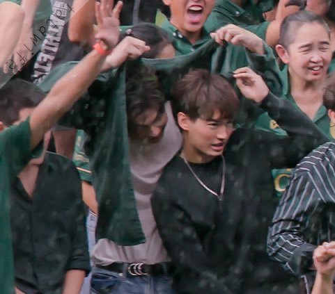 wimmywimmy's tweet image. รูปอื่นมันเกิดขึ้นในซีรี่ย์ไม่ใช่ชีวิตจริง ยกเว้นอยู่รูปเดียวเท่านั้น.... 😳😳😳
#ไบร์ทวิน #bbrightvc #winmetawin