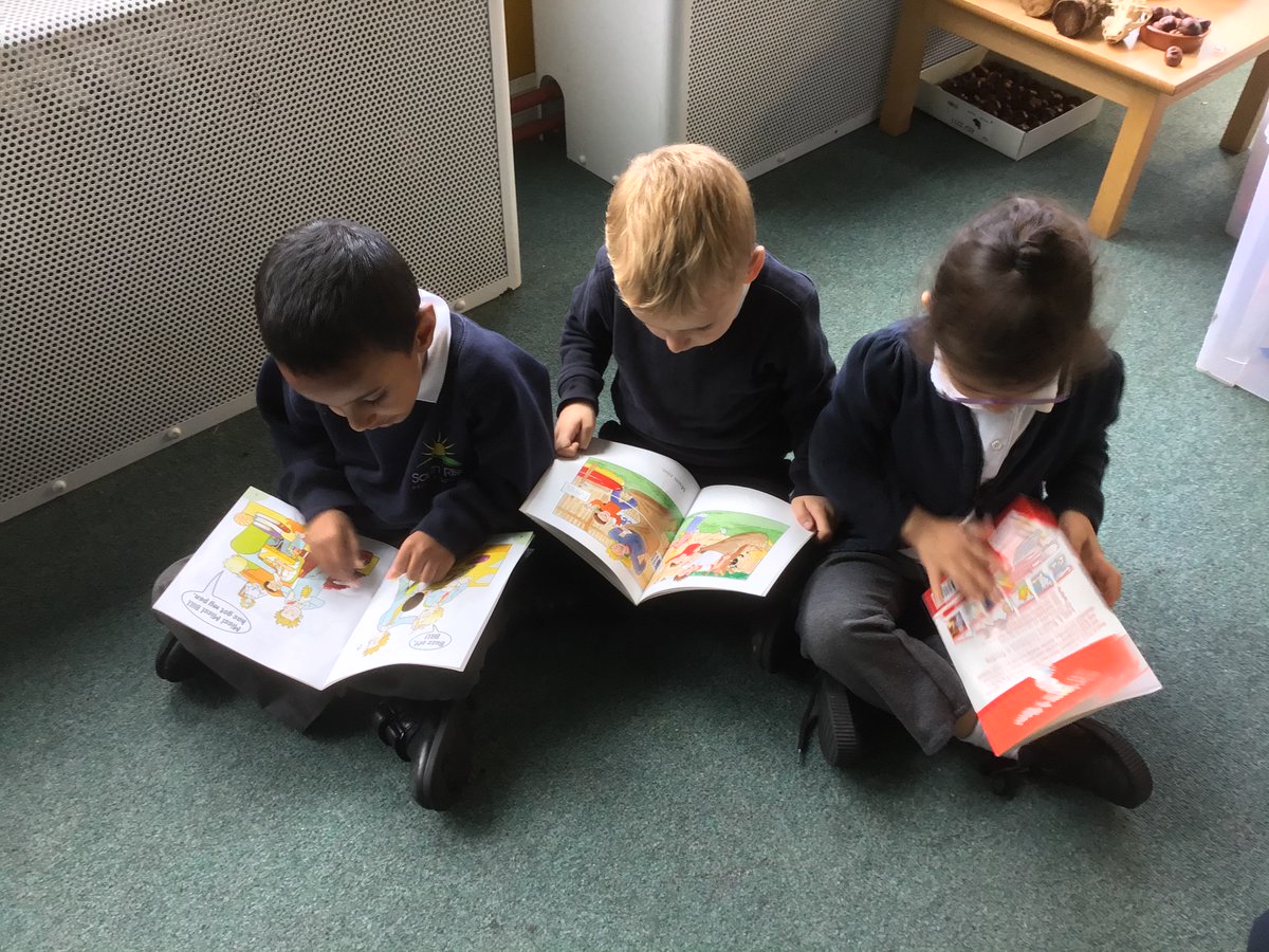 southriseschool's tweet image. RRS enjoyed a lovely reading circle this afternoon. Which is your favourite story book? #eyfsreading #southriseliteracy