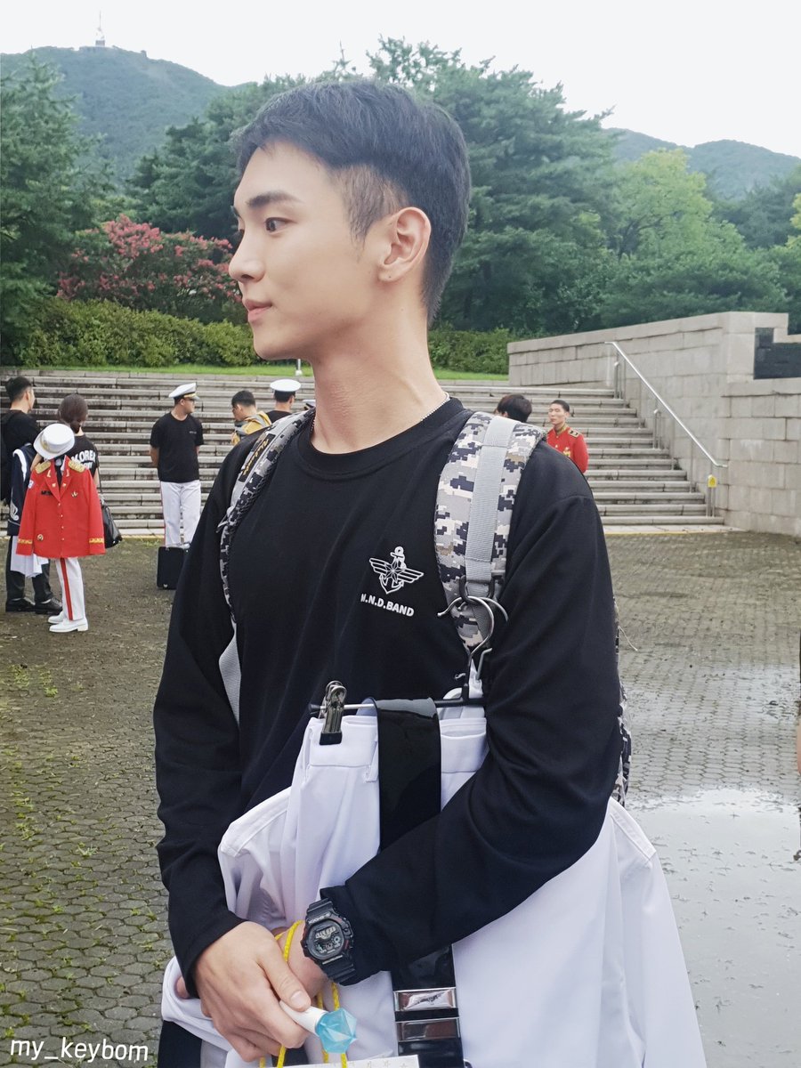KIBUMLOOKS's tweet photo. Kibum is back offically in an hour !!

You did well love 💙

#기범이즈백_대장돌아오다
#Myfreak_Key_is_back https://t.co/Zima2fMh1D