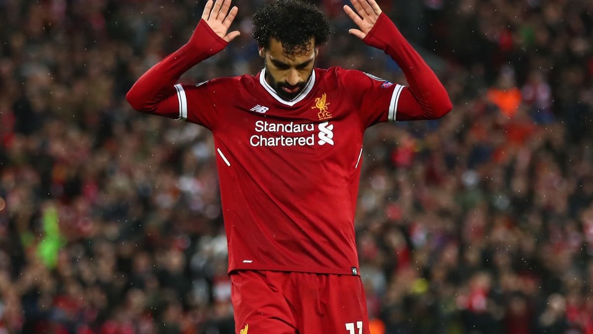 In the 2017/18 Champions League campaign, Salah recorded 10 goals and 5 assists in 13 appearances. He was vital in the knockout stages and helped Liverpool reach the final. He broke the centurion city team and had one of the greatest semi-final performances ever against Roma.