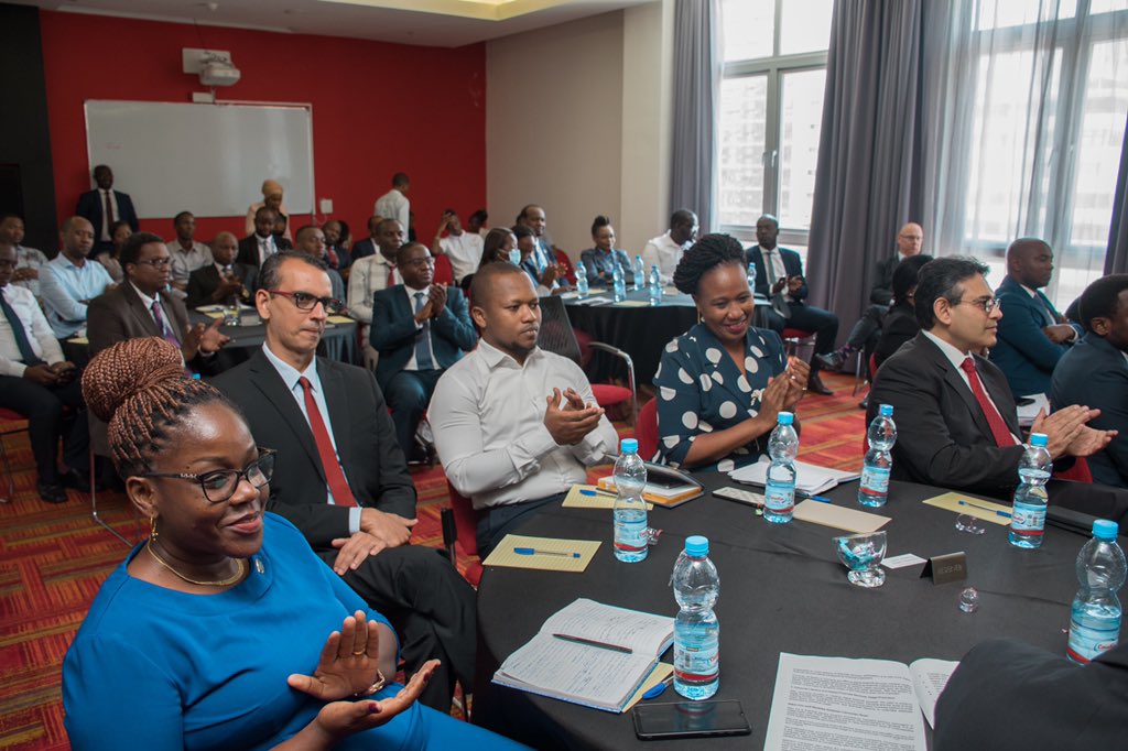 tba_forbankers's tweet image. #Mimi Niko Fiti, Wewe Je ??

NikoFiti ni kampeni inayolenga kutoa elimu ya fedha kwa umma iliyoandaliwa na mabenki yote chini ya umoja wao wa #TBA pamoja na #FSDT
 
@BankOfTanzania @FSDTanzania @amnsekela @srughani @pmisana @m_joune @DCBBankTZ @CRDBBankPlc #Itembe @abdy_mohamed