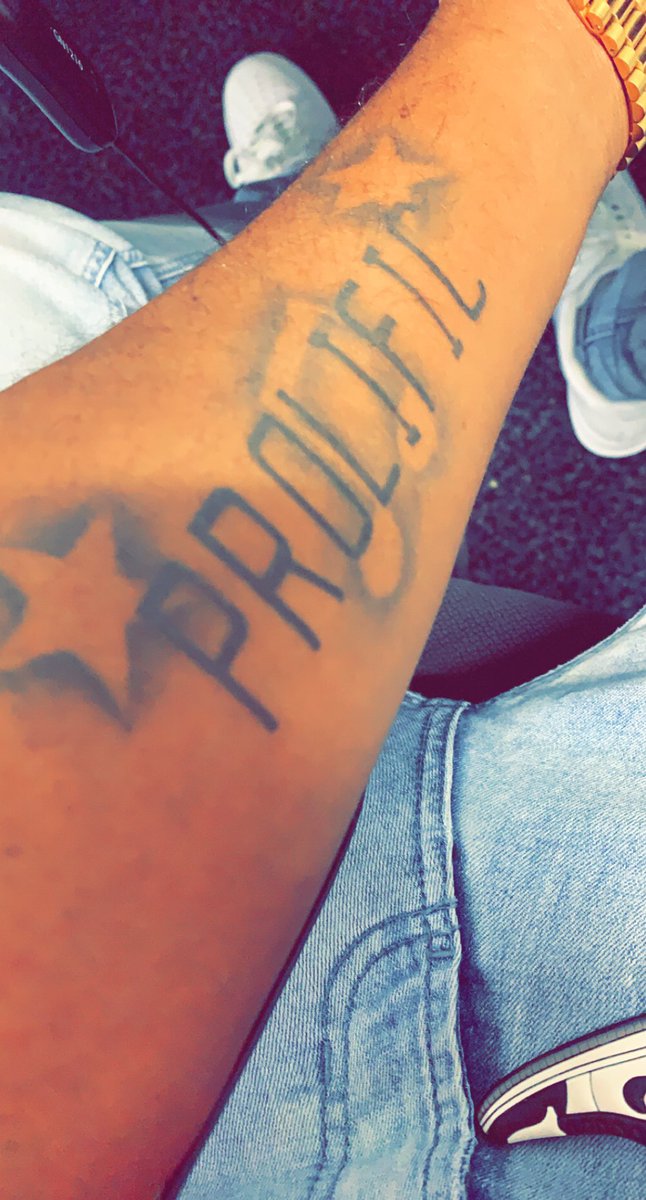 TheJustinTrail's tweet photo. @QuaranTeamLfcc @Rachel_V_Smith @LafccUnited @mrs_seruhann @TLRashad4 @AshleyS_BRCC @edbroussardjr @joshua206 Nipsey Hussle. 🏁💙 https://t.co/92TLeKWE3W