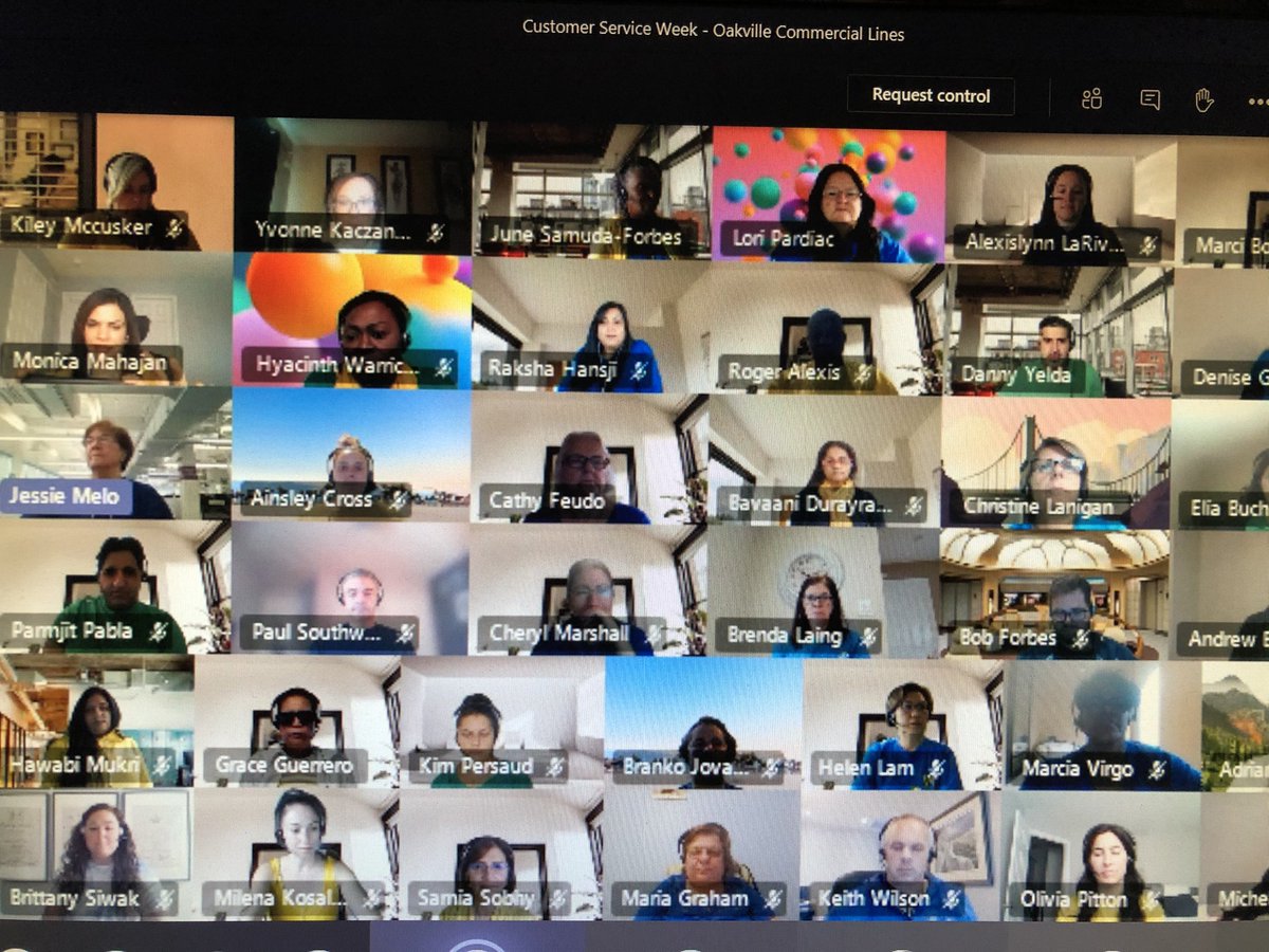 Celebrating Customer Service Week with the Oakville Branch. This group brings their very best each and everyday!#CustomerServiceWeek <a href="/AvivaCanada/">Aviva Canada</a>