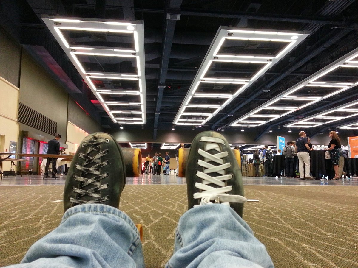 wjking0's tweet image. I feel like for historical reasons I should put on #rollerskates for #data20 Good idea? Bad idea? (callback to #TC2014) #thingsImissabouttc