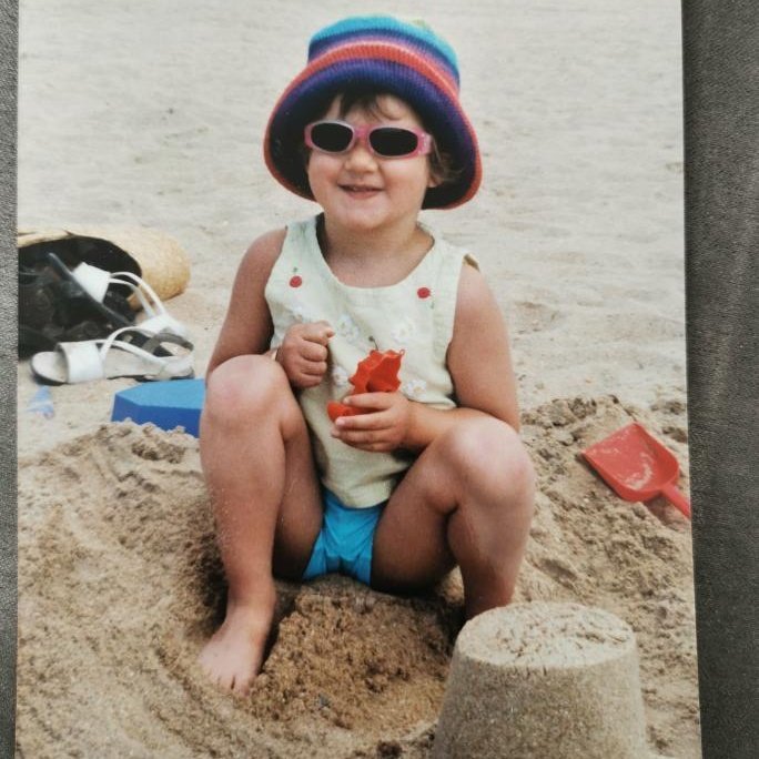 eglouglou tweet media