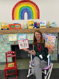 BinghamtonCSD's tweet photo. Congrats to Ellen Mouillesseaux, a Coolidge pre-K teacher, on winning a $500 grant from Scholastic Books! She wrote an essay about why her class was deserving (as Ellen says, you can never have too many books in Pre-K) and was picked as a winner! #BPatriotProud #PattersonPledge https://t.co/SFWQ3xJYA9