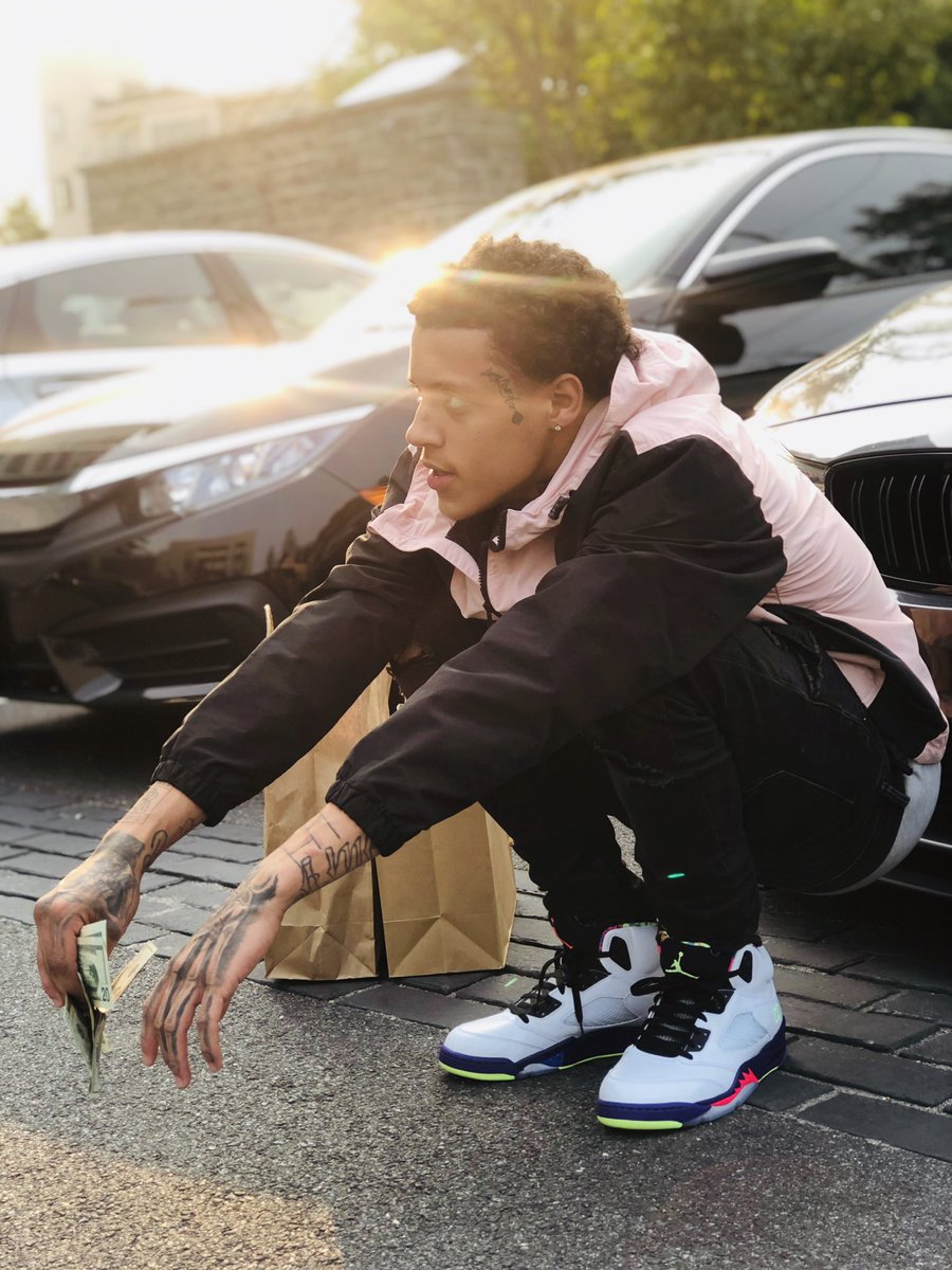 Xpaidinfull3x's tweet photo. Stay Humble 💫 Keep Praying 🙏🏽
#ABH4LIFE #LLACEBABY #UPNOW🎶 #NEWMUSICOTW https://t.co/ZrMnaOJpxp