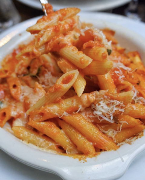 Penne Gratinate with fresh tomato, porcini mushrooms and parmigiano cheese"
📸: @nycfoodcoma