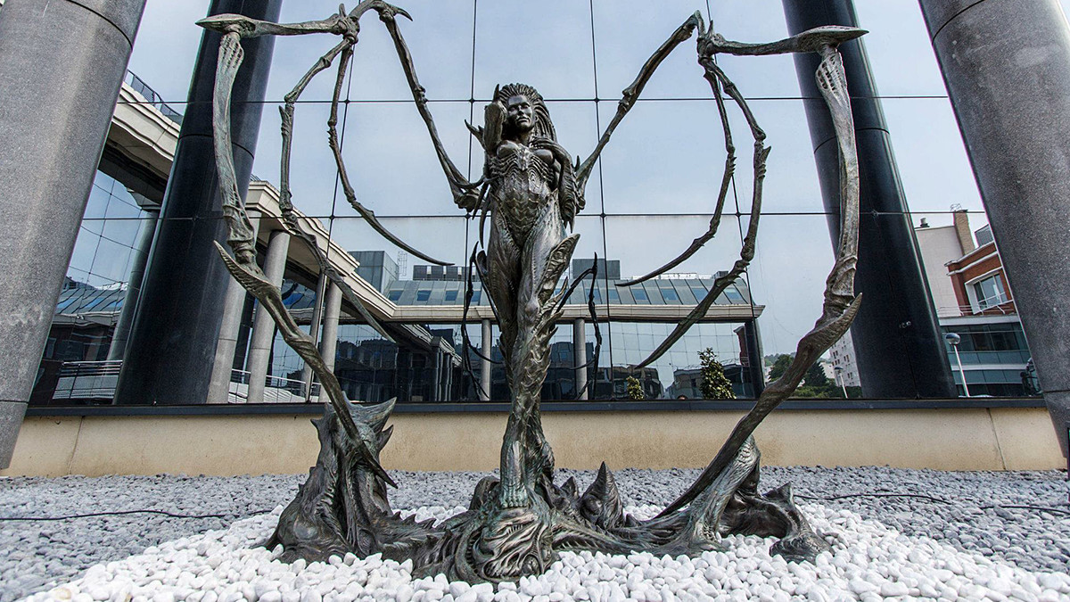 [#Blizzard] Blizzard ferme ses bureaux à Versailles ➡️ shar.as/ieOXY