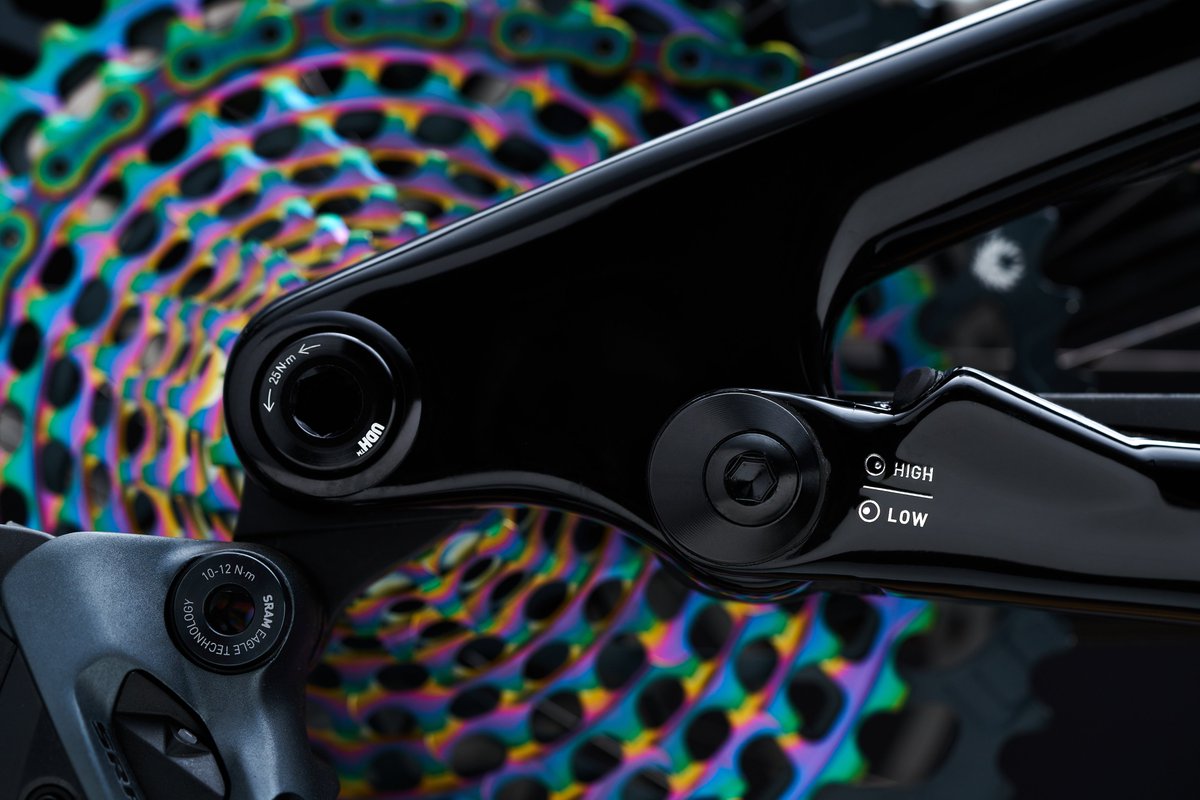 specialized_ITA's tweet photo. Divertimento istantaneo. La nuova Stumpjumper EVO.
Scopri tutti i dettagli → https://t.co/YVKGT8uHLs https://t.co/XvZc45hNju