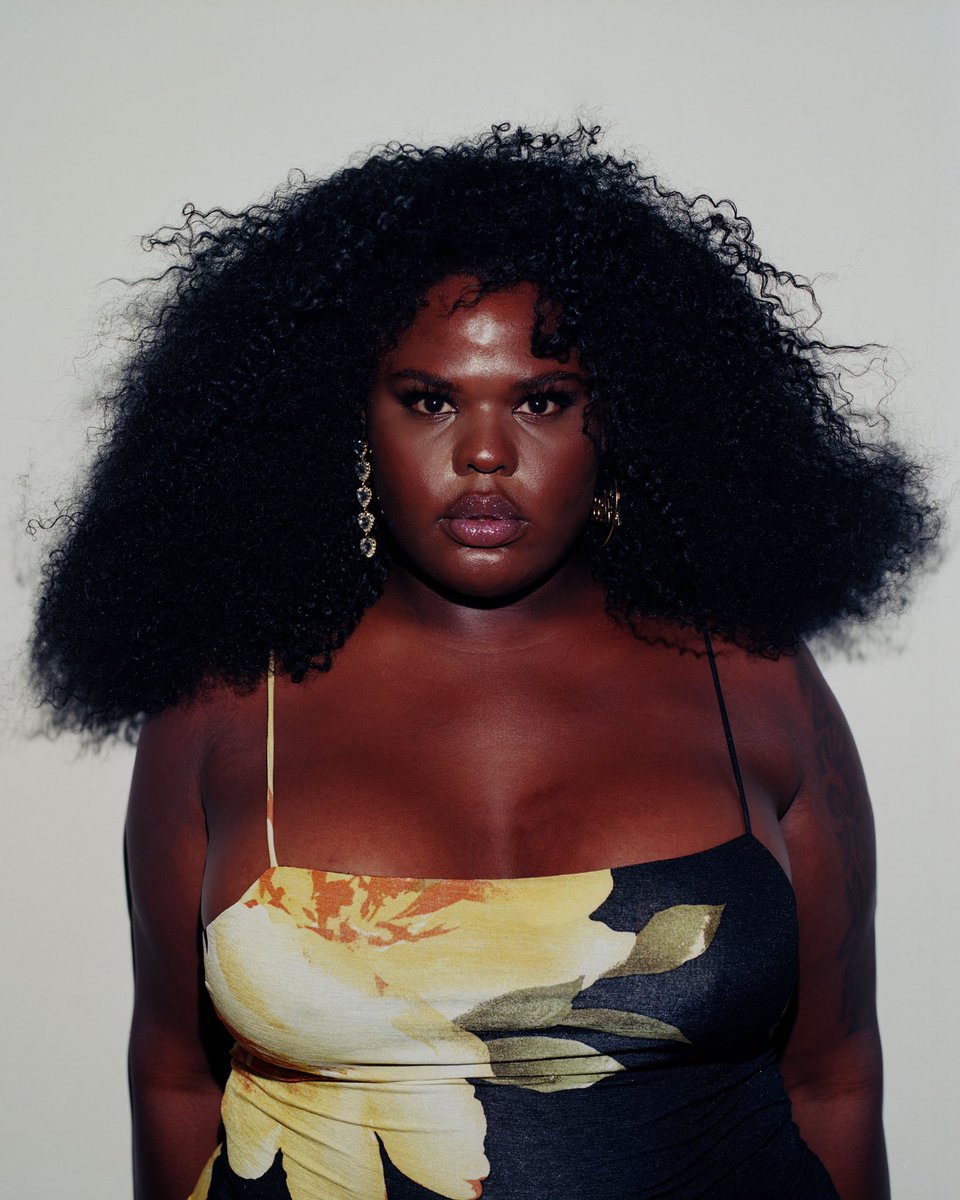 therealgialove's tweet photo. Black Trans Power! https://t.co/PrvyHoY6GB