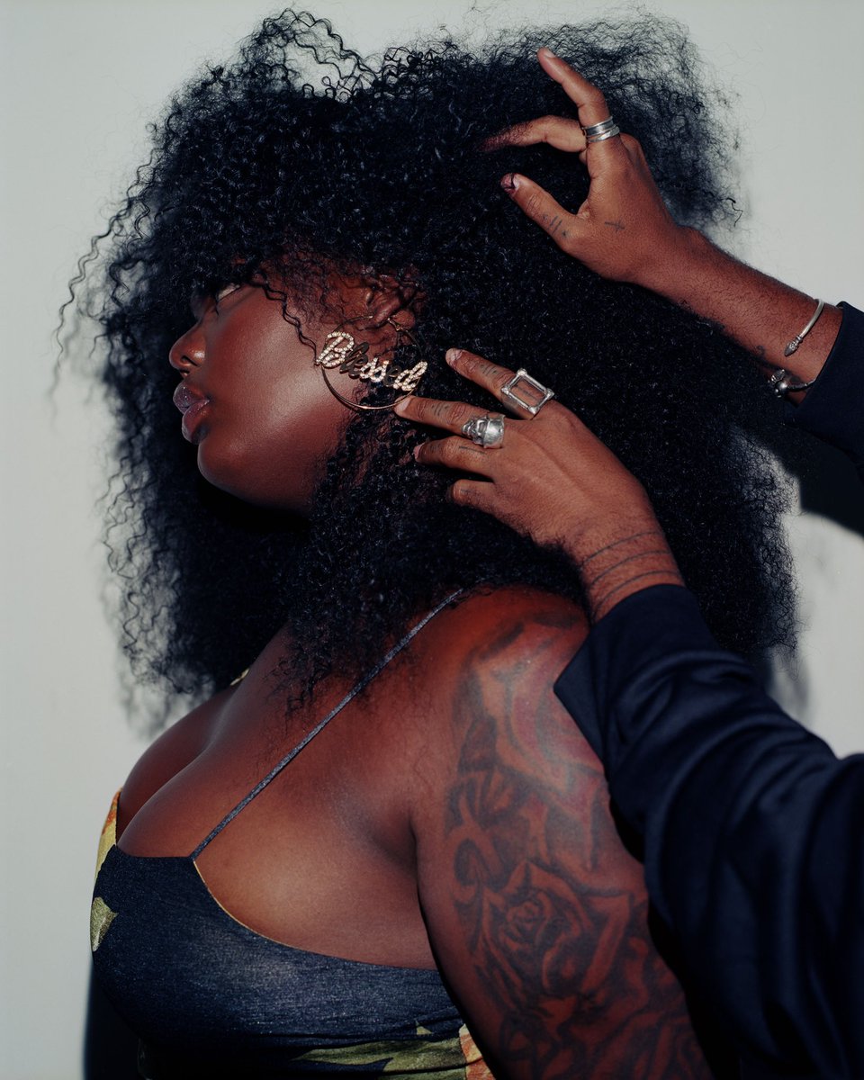 therealgialove's tweet photo. Black Trans Power! https://t.co/PrvyHoY6GB