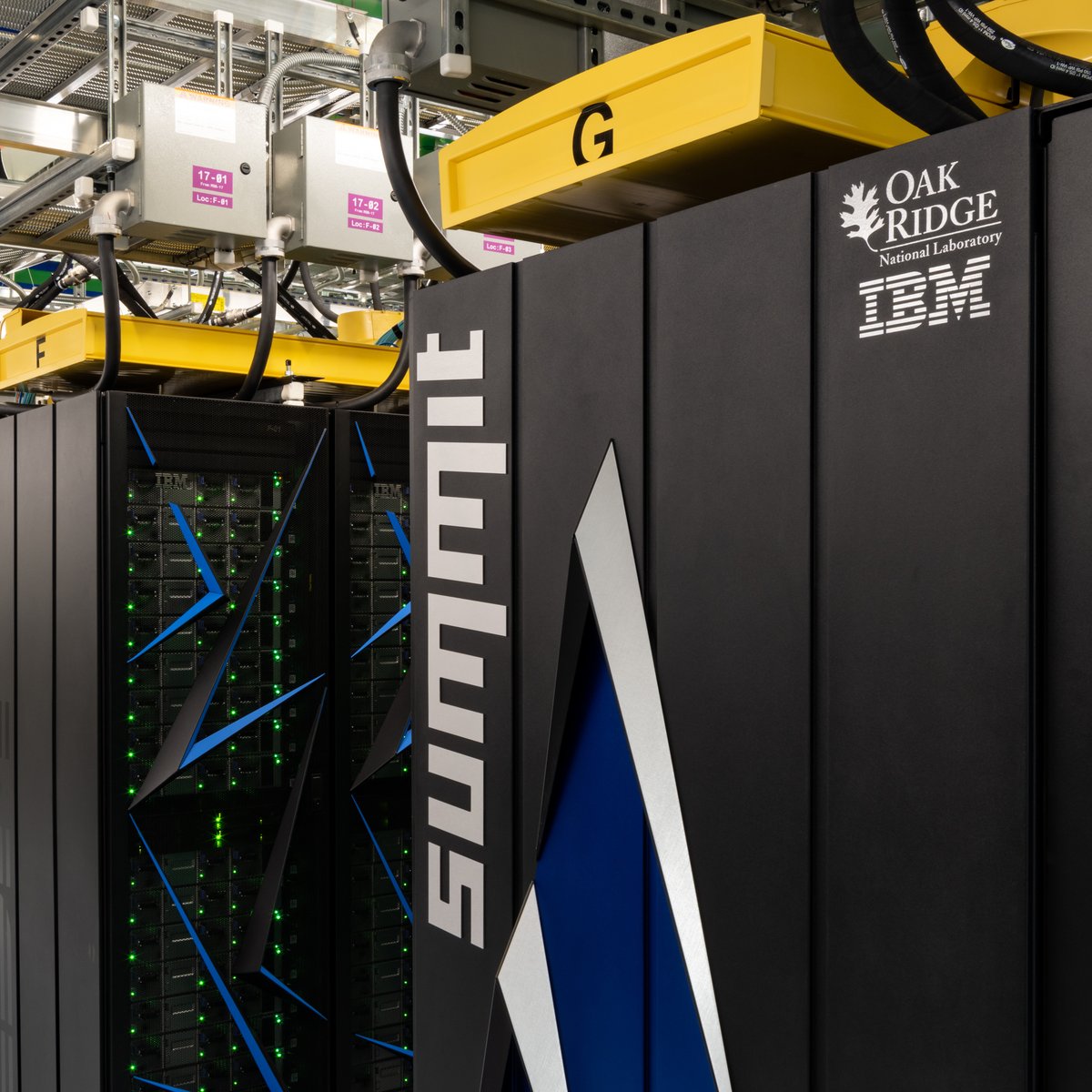 Kayseean's tweet image. And just like that, we have a new ally in the fight against COVID-19! 

@KingUniversity #TheKayseean #COVID19 #SummitSupercomputer #KingPride

Summit Supercomputer Joins The Fight Against COVID-19 thekayseean.com/life-and-cultu… via @Kayseean