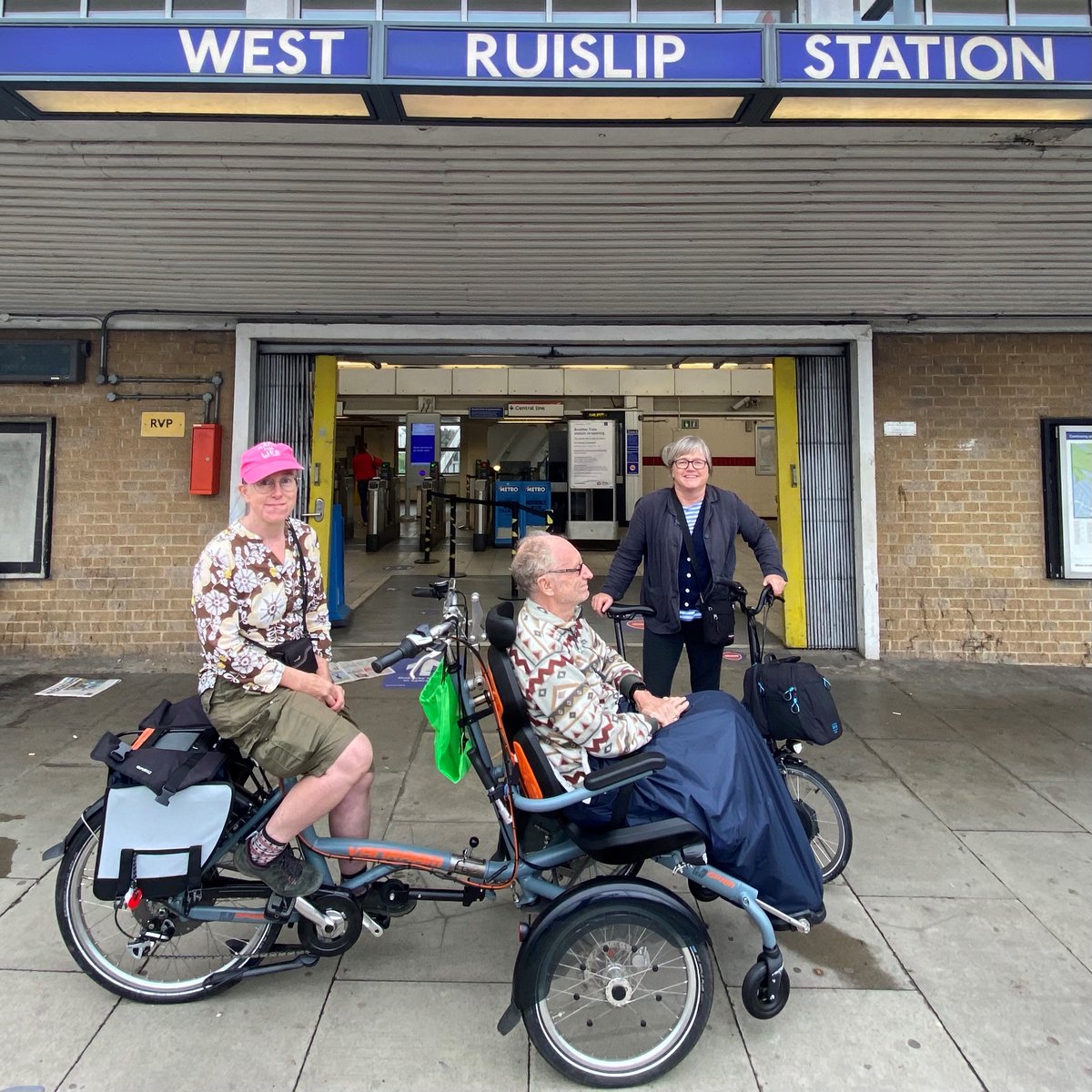 I met Jess and Graham in Hillingdon recently, to see how they get around on the streets and cycle paths. Their adapted bike is really cool and lets them take out Jess’s mum (100yrs) on trips to local green space and other locations without needing to use a car.