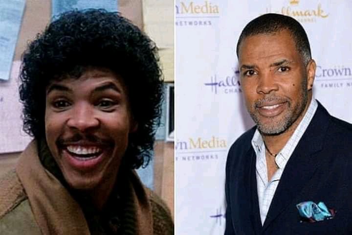 The Actors of "Coming to America" in 1988 and how they look now.A THREAD