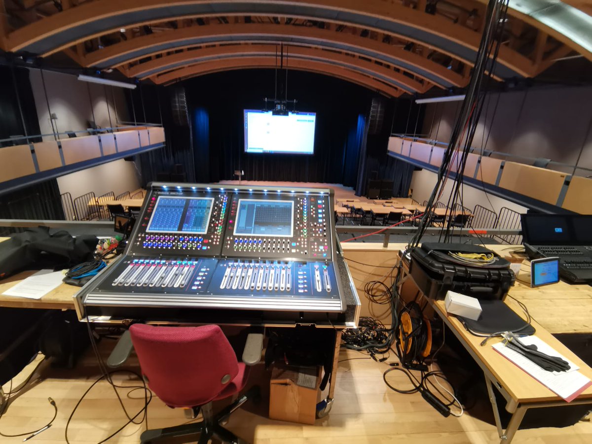 EvoDemo7's tweet photo. The hardware is in place, test events have been run, fingers crossed everything works tomorrow 🤞

Now we're off to the reception!

#EvoDemo7 https://t.co/AVUpu6k62H