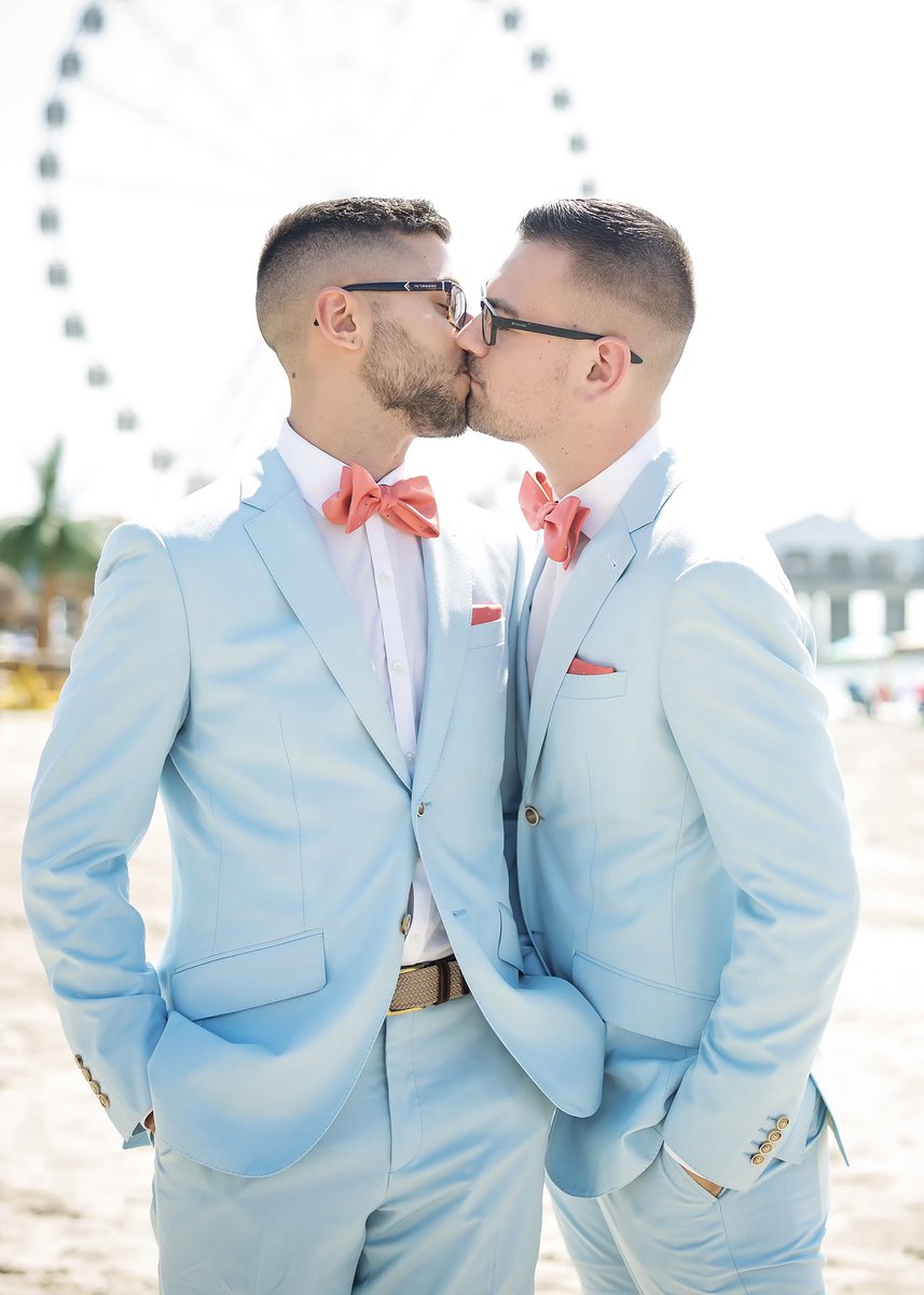 Gbrandon97's tweet photo. Hopping back on Twitter for the #ProudBoys trend! https://t.co/qaNipskXDb
