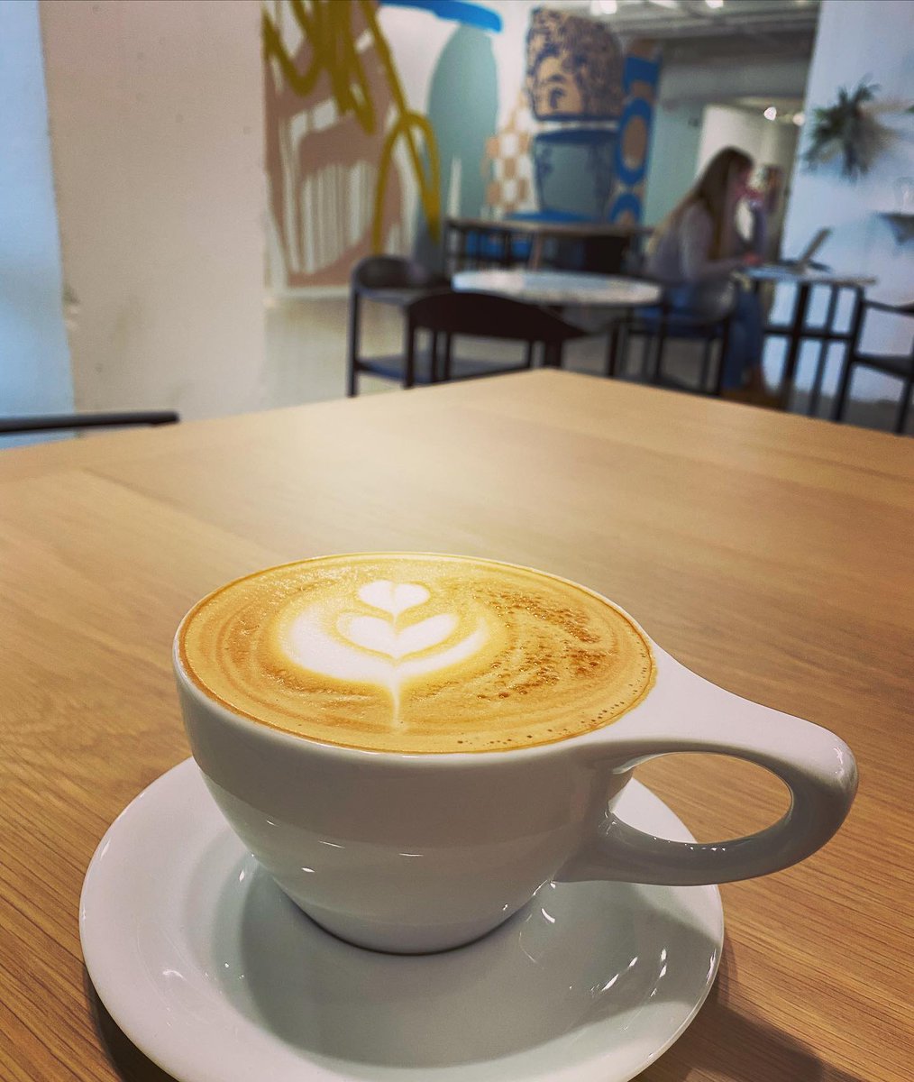 jul_910's tweet photo. Went on an adventure downtown and was rewarded with an excellent macchiato.. felt the love all the way to the last sip! - Notion Espresso Tulsa
#undergroundcoffeeshop #downtowntulsa #tulsaadventure #macchiato #notionespresso https://t.co/H3wU6AuRWN