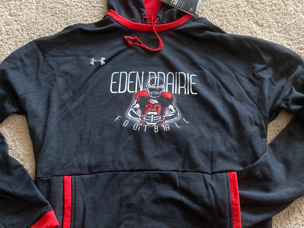 FootballEPHS's tweet photo. Ok Eagle fans, we have a give away. RT and like this tweet for your chance to win a new EP Football Under Armour sweatshirt. Once we get over 600 followers (hopefully be end of day) we will give the sweatshirt away to one lucky fan! https://t.co/IdjX9dJ1MT