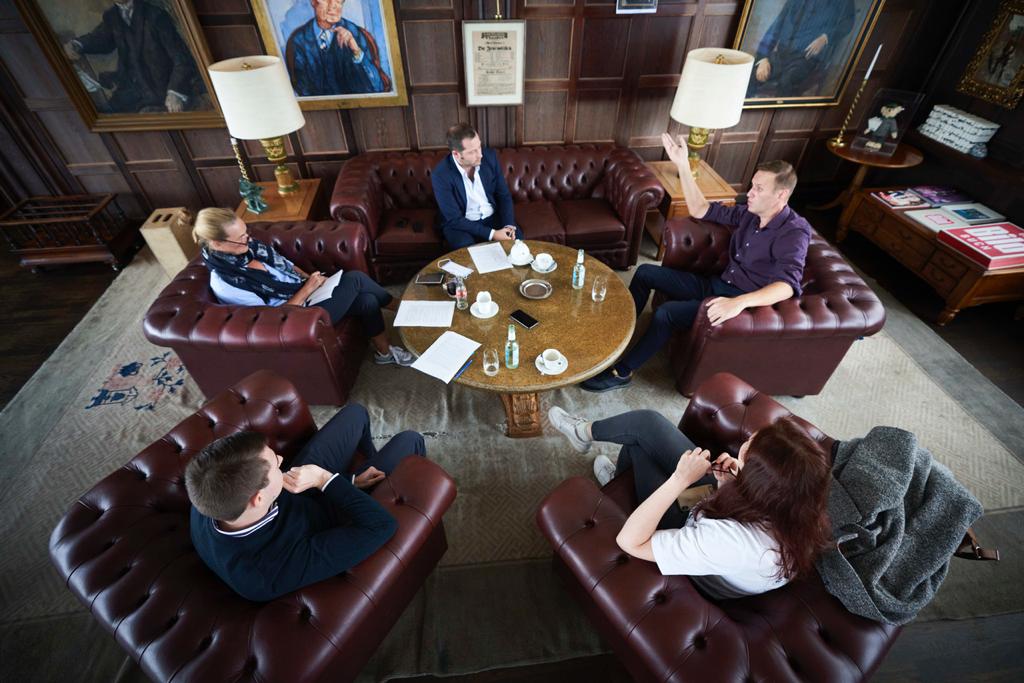 Was für eine Freude, ihn so fit zu sehen - und so kämpferisch wie eh und je! Alexej #Nawalny war heute zu Gast bei <a href="/BILD/">BILD</a>.