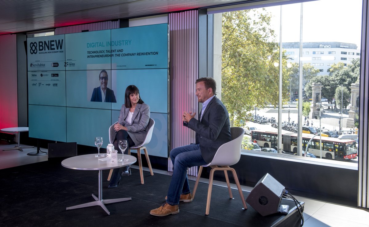 ¡Finaliza la primera jornada del #BNEW con gran éxito! 🤩 El evento ha contado con la participación de 111 países, más de 9.000 registrados online y ponencias y debates de lo más interesantes. Aún puedes regístrate para los próximos días en bnewbarcelona.com. 🙌