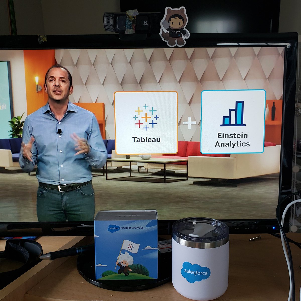 swoodard08's tweet image. Interoperability! Tableau + Einstein Analytics = Tableau CRM #data20 #einsteinanalytics
