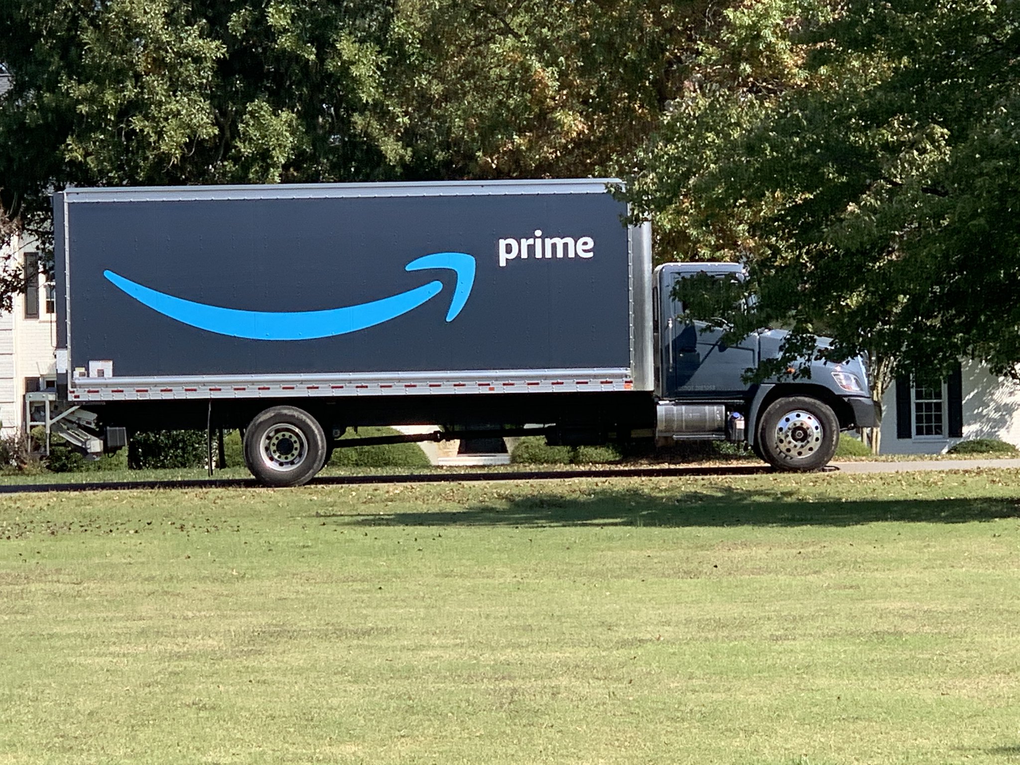 The Ultimate Amazon Box Truck Owner Operators Starter Pack Everything You Need To Get Rolling - muquwuh
