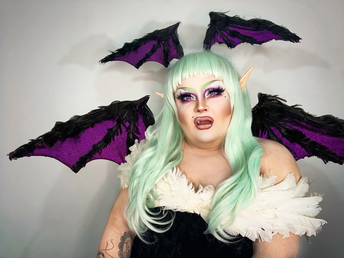 ValentineAddams's tweet photo. Espooky look #2 
Morrigan Aensland aka the Succubus 
-You know you were a little queer boy when you picked Morrigan in Marvel vs Capcom. 
.
#ValentineAddams #Espooky #halloween #anime #Morrigan #MarvelvsCapcom #makeup #drag #mua #dragqueen  #queer #thicc #thickness #plussize https://t.co/NSJtFuGzxh