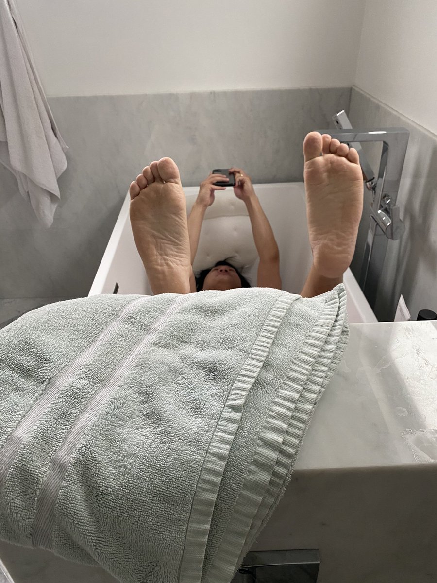 My morning shower view. 🥰<a href="/TimothyDeLaG/">Tim Chantarangsu</a>