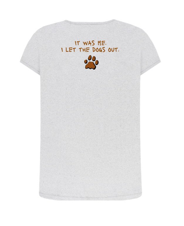 I’ve gone and done something... 🤪🤣🐶

Please don’t unfollow me 😉

💚🌍♻️

#wholetthedogsout #sustainablefashion #caninelovers #dogloverstee #circularfashion #recycledfashion #recyclablefashion #circulareconomy #plasticfree
