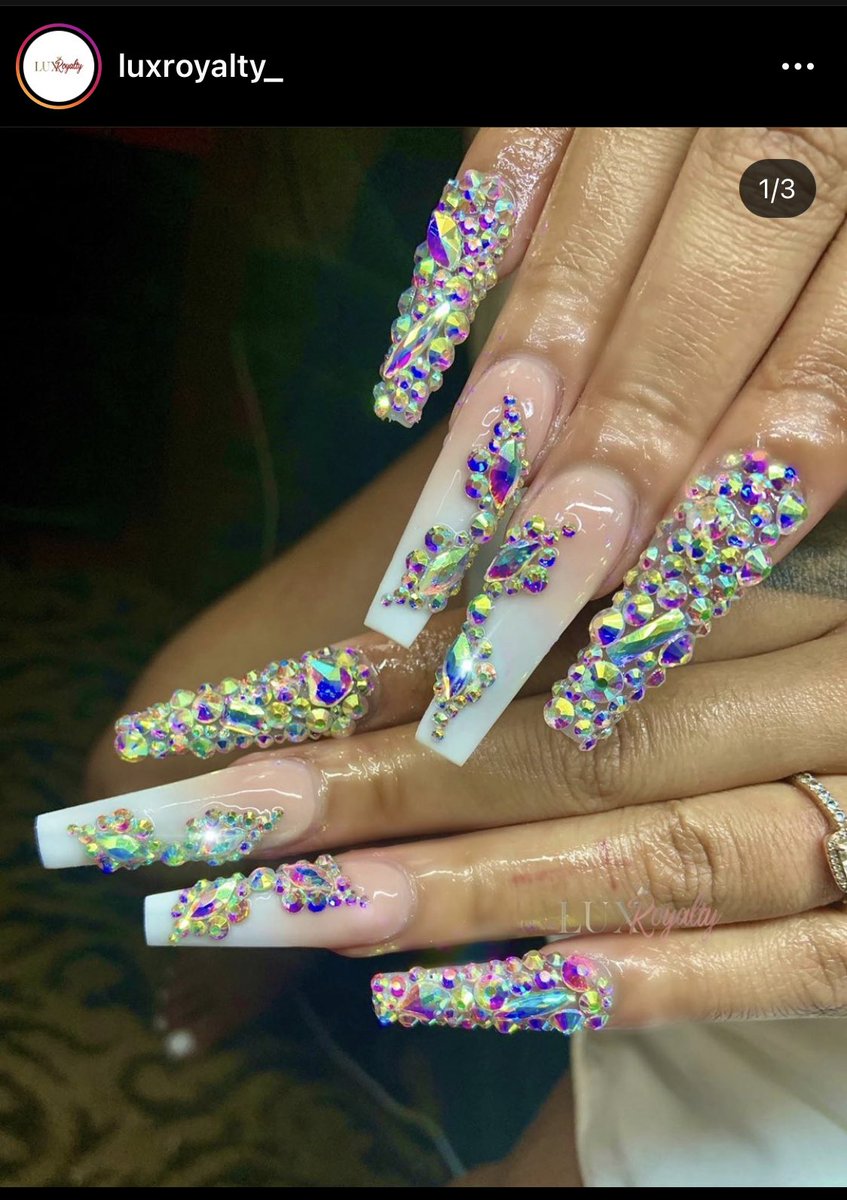  LADIES  I got a friend who can get you RIGHT!! Officially a celeb nail tech, she books quick! Get in now with  @persistentpeace !