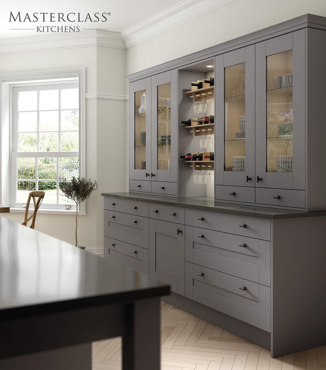 KitchenStoreGrp's tweet image. Here are a few factors to consider when designing your timeless kitchen:

-Choose neutral tones.
-Opt for a Shaker kitchen.
-Consider marble countertops.

Request a brochure today and let’s design your new kitchen together: thekitchenstore.co.uk/brochures?mh_k…