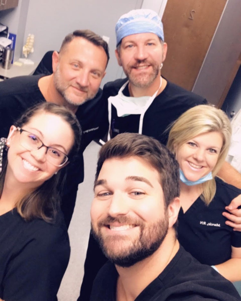 Team OBERLANDER is celebrating National Physician Assistants Week! 700+ spine surgeries annually and still time to strike a pose! 

📸: Kate Costanza, PA-C, Shayne Brizzard, PA-C, Daniel Long, PA-C, Marcie Overman, RN, &amp; Dr. Eric Oberlander

#PAweek