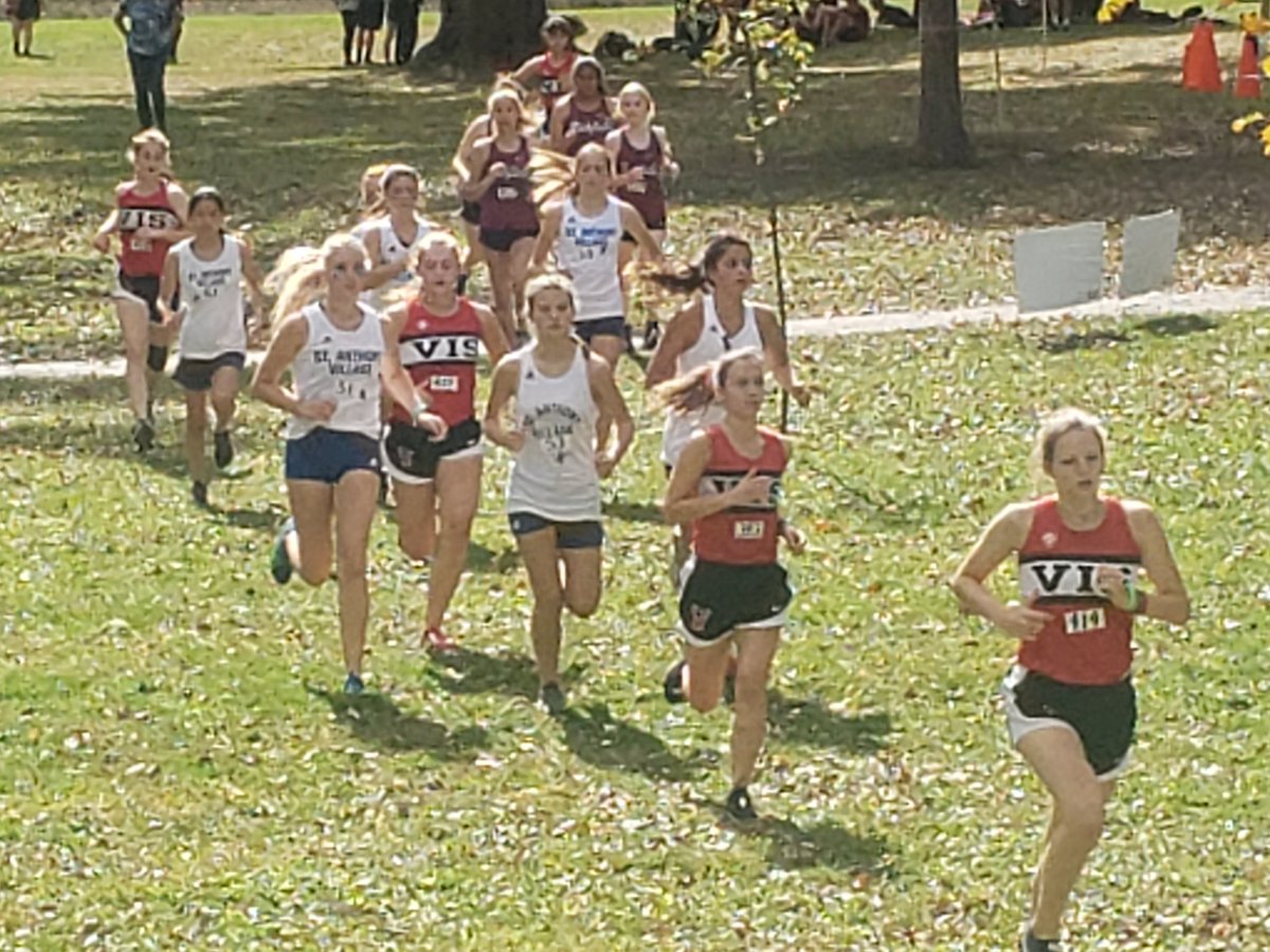 SAVHSActivities's tweet photo. It is a beautiful day for the Tri-Metro Cross Country championship race at St. Croix Bluffs Regional Park! #GoHuskies #TMCPride https://t.co/xFu5KvOMk7