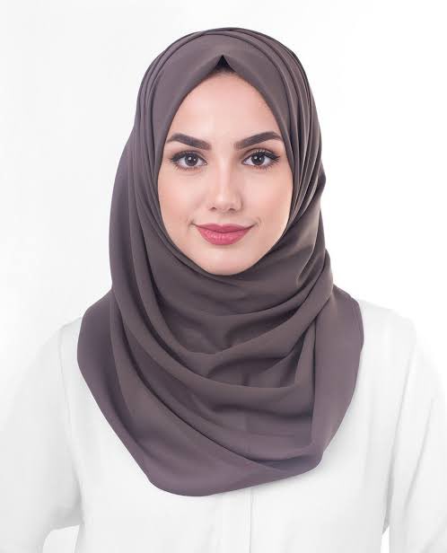 Not every head cover is a Hijab and Muslims aren’t the only people who cover their hair *attached the hijabi model so you can differentiate between a hijab & a normal head cover (in the previous tweet)*