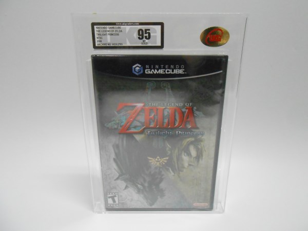 VToyStore's tweet image. Zelda Fans / Gamers - check out this MINT GOLD beauty - new in today! #mtgold #zeldacollectors #gamers #vintagecollectors #legendofzelda #gamecube #nintendo #videogames #nintendogamecube