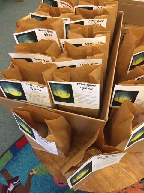 BrandonLibrary's tweet image. Next up: Spooky Spider Lights for kids! Available starting Thursday 10am, come get your kit! While supplies last. #brandonlibrary #spookyseason #spookylights #spiderwebs