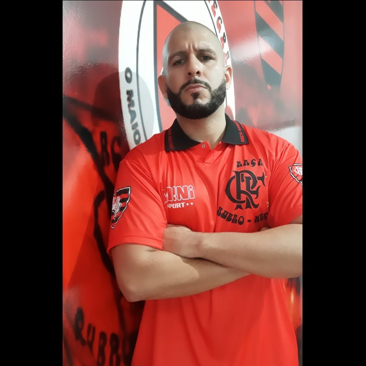 toni_crf's tweet photo. #Desde77 #RaçaRubroNegra do #Flamengo ✊🏿🔴⚫ https://t.co/e0DyCHltqB