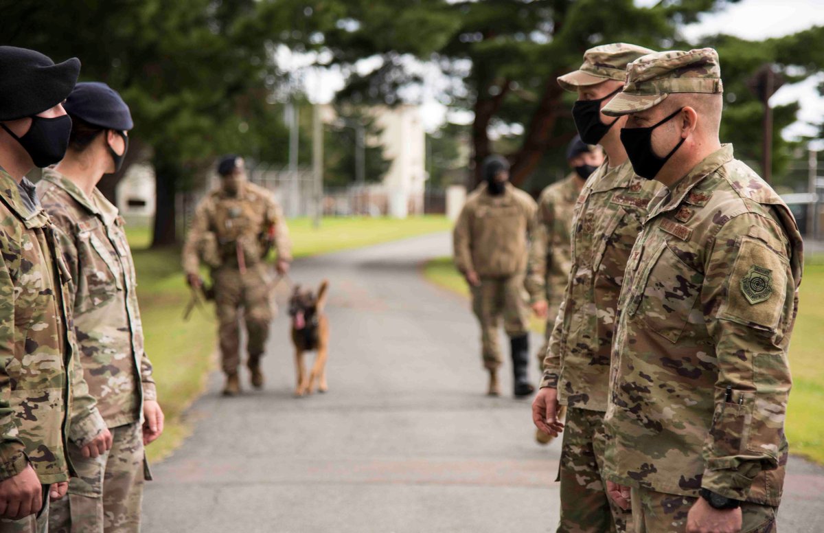 Yesterday, Col. Jesse J. Friedel, 35th Fighter Wing commander, and CMSgt Joey R. Meininger, 35th Fighter Wing command chief, conducted a Wild Weasel Walk-through at the 35th Security Forces Squadron Military Working Dog (MWD) section.

#USAirForce