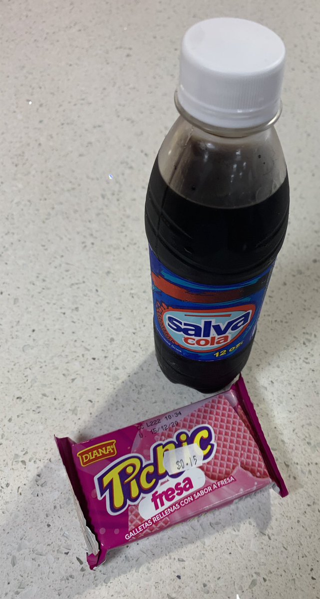 ciegokdr's tweet photo. Mi económico refrigerio de esta tarde !
#CompreConsumaYUse
#LoqueElPaisProduce
@TotoMayorga @melgarpadilla @RicardoMoran54 @chicotin63 @coexport @inquifar @camtexsv @labvijosa @galvanissa @FJSuriano https://t.co/qwkin334cz