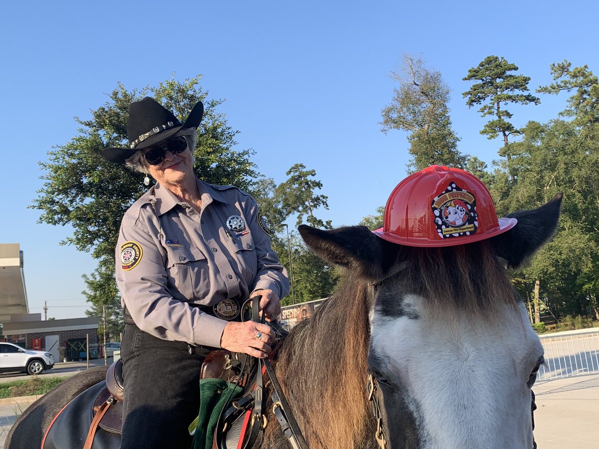 ConroeFire's tweet photo. National Night Out Conroe 2020
#ConroeTx #Nationalnightout #ConroeFire https://t.co/ej0QBKBzOH
