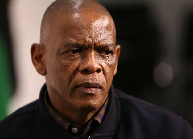 BocaMasterDJ's tweet photo. BREAKING NEWS: ANC secretary general Ace Magashule confirms warrant has been issued for his arrest. Gloves are off, it won't end well. Who is next?

#Hawks
#AceMagashule https://t.co/4GzPaAP00W