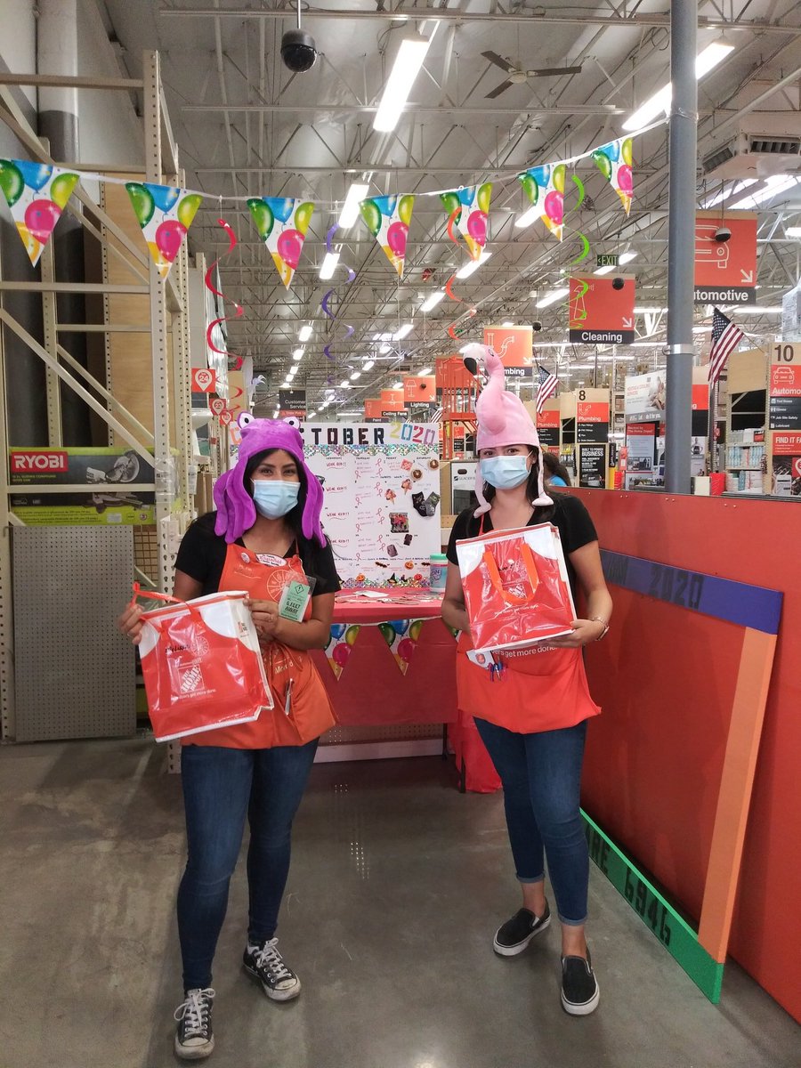 Crazy Hat Day!! #CAM2020 <a href="/HDJamesEaves/">James Eaves</a>