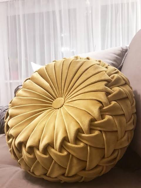 Contact us for luxury pillows to brighten those boring spaces.
We are just a DM away.
Location: Abuja
#AbujaTwitterCommunity
#abujabusiness #luxurypillows